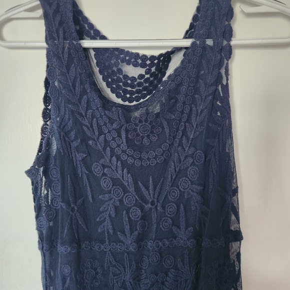 Express navy lace dress - Picture 3 of 4